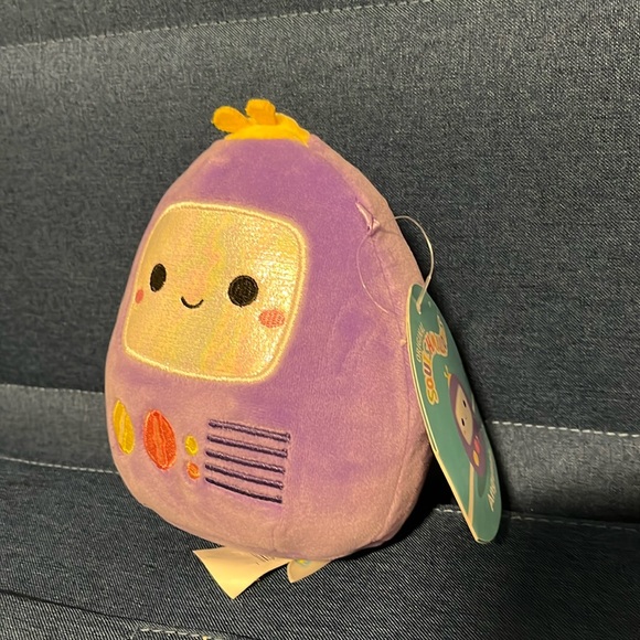 Squishmallow 5” Angusan - Picture 2 of 4